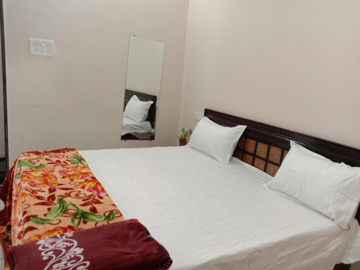 Aradhya Prime Home Stay Garudeshwar Eksteriør bilde
