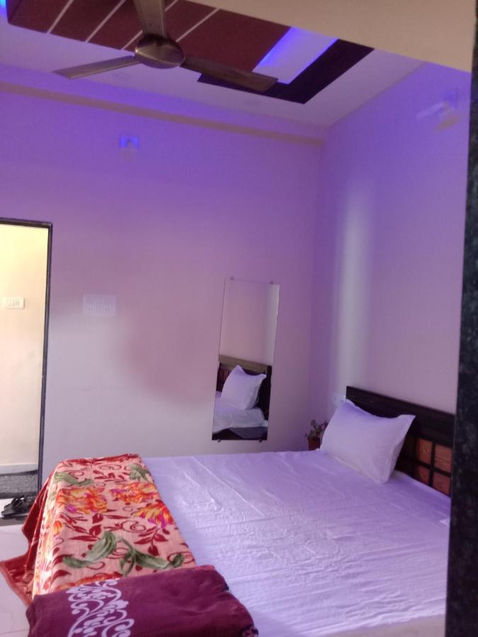 Aradhya Prime Home Stay Garudeshwar Eksteriør bilde