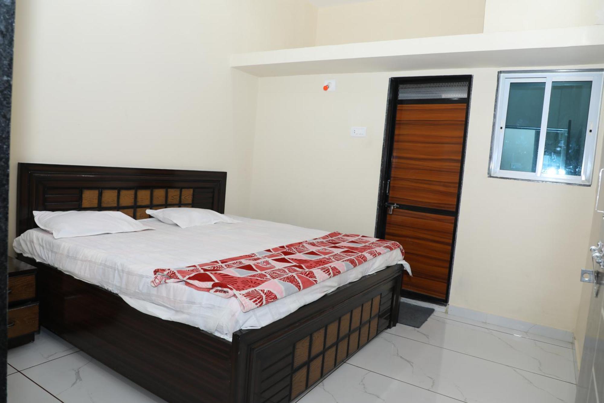 Aradhya Prime Home Stay Garudeshwar Eksteriør bilde